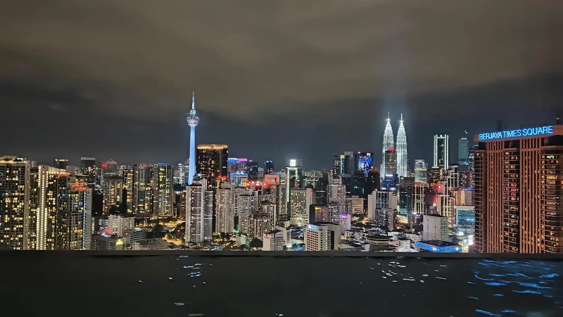 Apartment Lucentia Suites Klcc By Luxury Kuala Lumpur